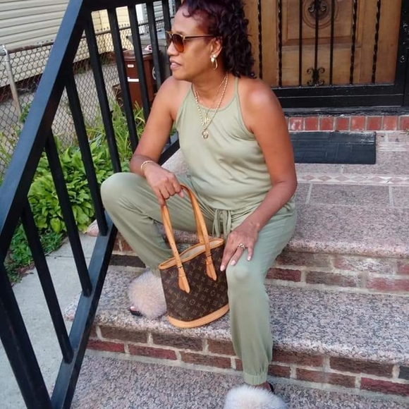 Meet your Posher, Maggie - Picture 2 of 2